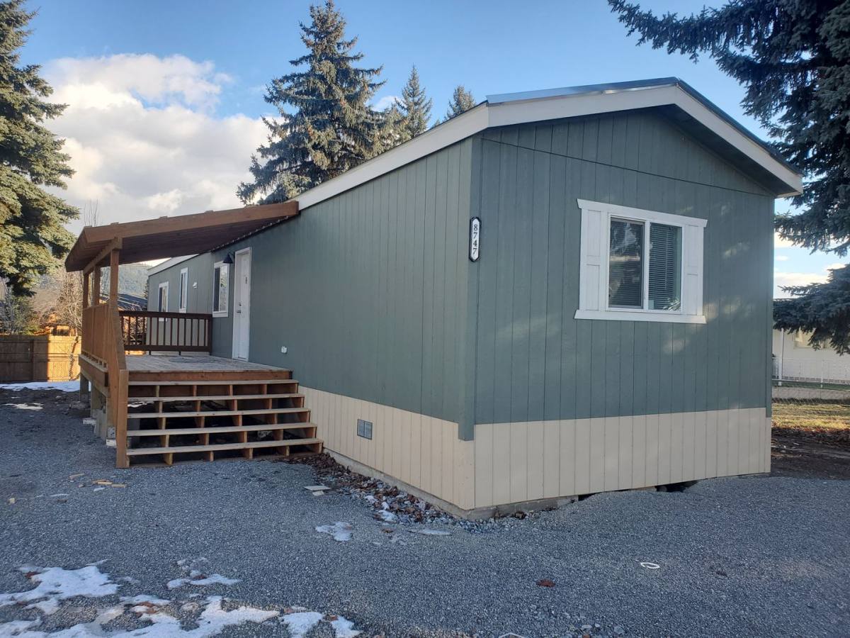 House for rent at 8747 N Starr Loop, Hayden, ID 83835