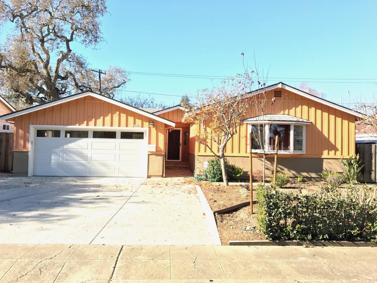 House for rent at 1570 Montalto Dr, Mountain View, CA 94040