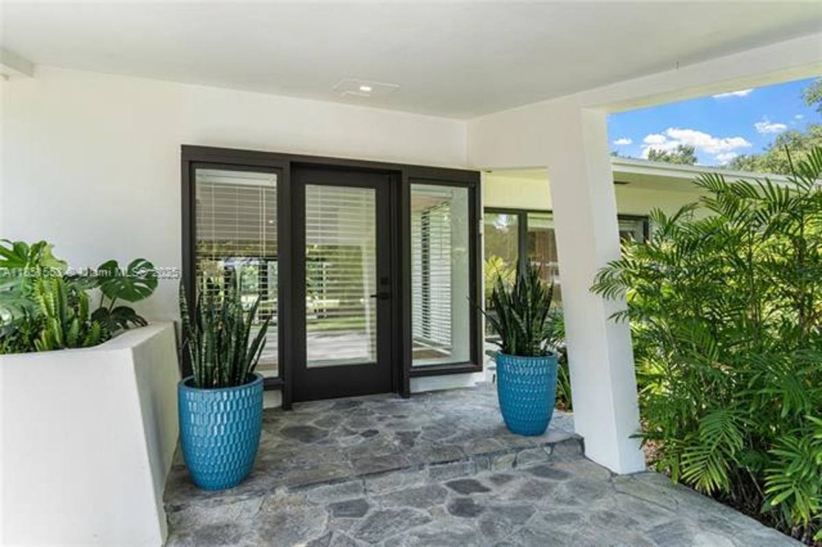 House for rent at 6220 SW 123rd Terrace, Miami, FL 33156