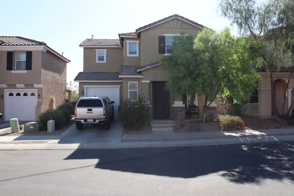 House for rent at 953 S Pantano Overlook Dr, Tucson, AZ 85710