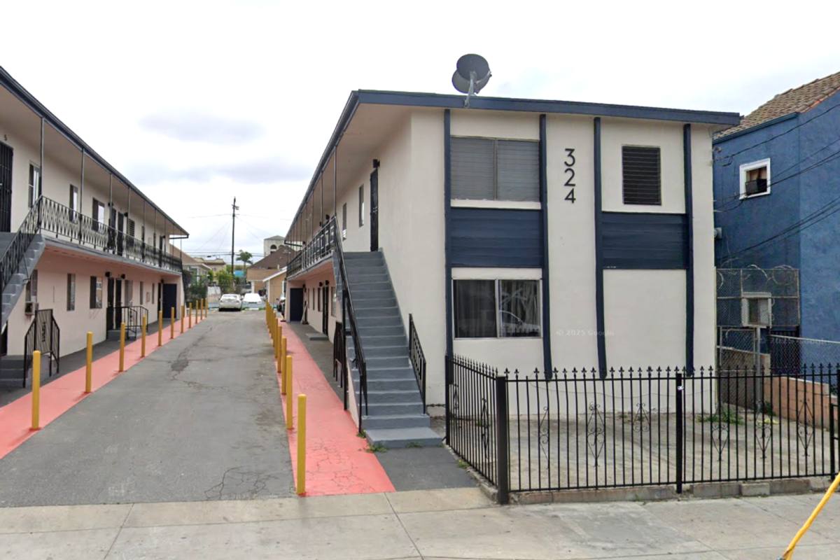 Apartment for rent at 324 N Saint Louis St, Los Angeles, CA 90033
