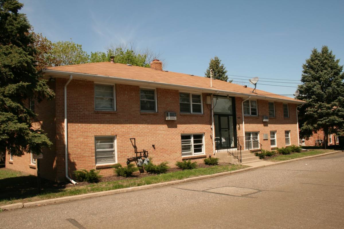 Apartment for rent at 7615 18th Ave S, Minneapolis, MN 55423