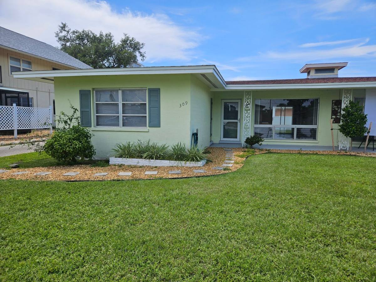 House for rent at 309 Parkdale Dr, Venice, FL 34293