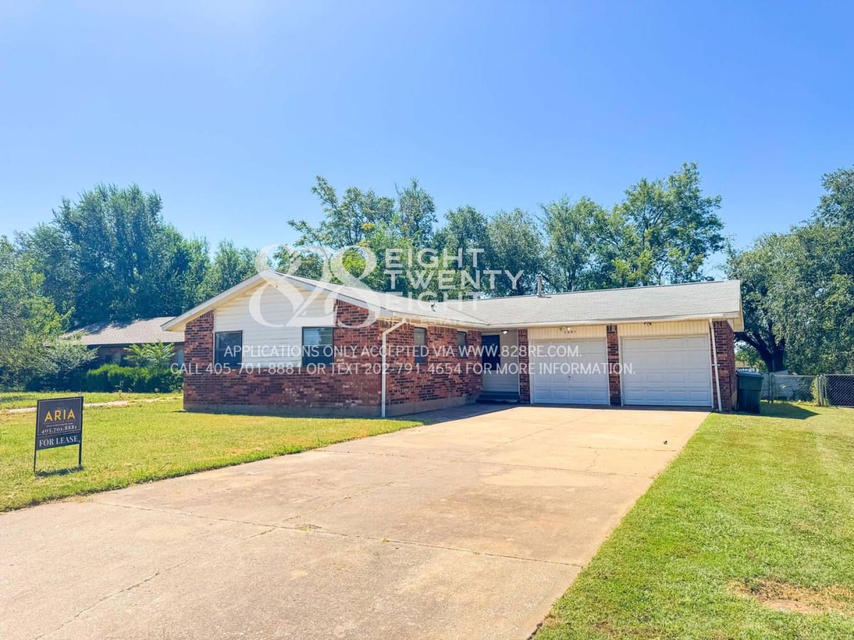 House for rent at 1201 Lauren Lane, Oklahoma City, OK 73110