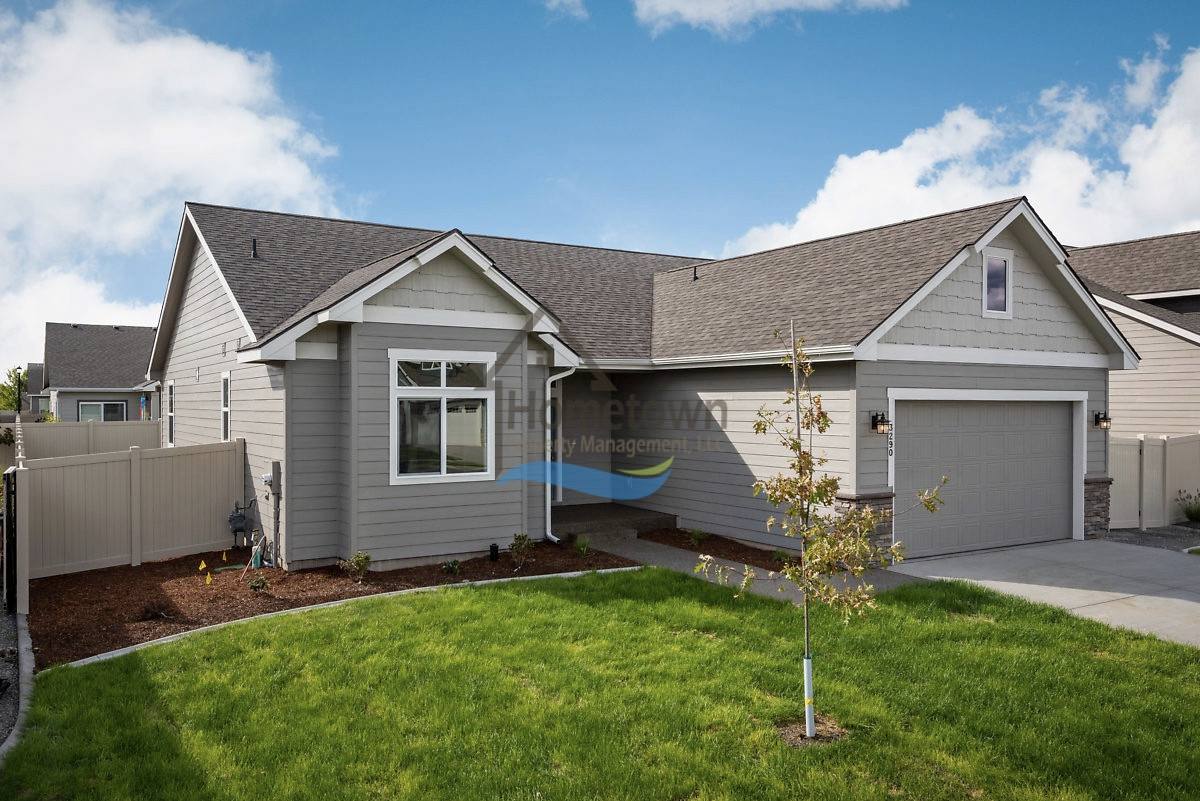 House for rent at 3290 N Backweight Lp, Post Falls, ID 83854