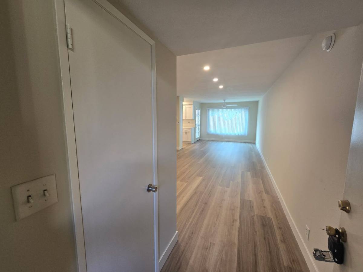 Apartment for rent at 2101 Vine St, Alhambra, CA 91801