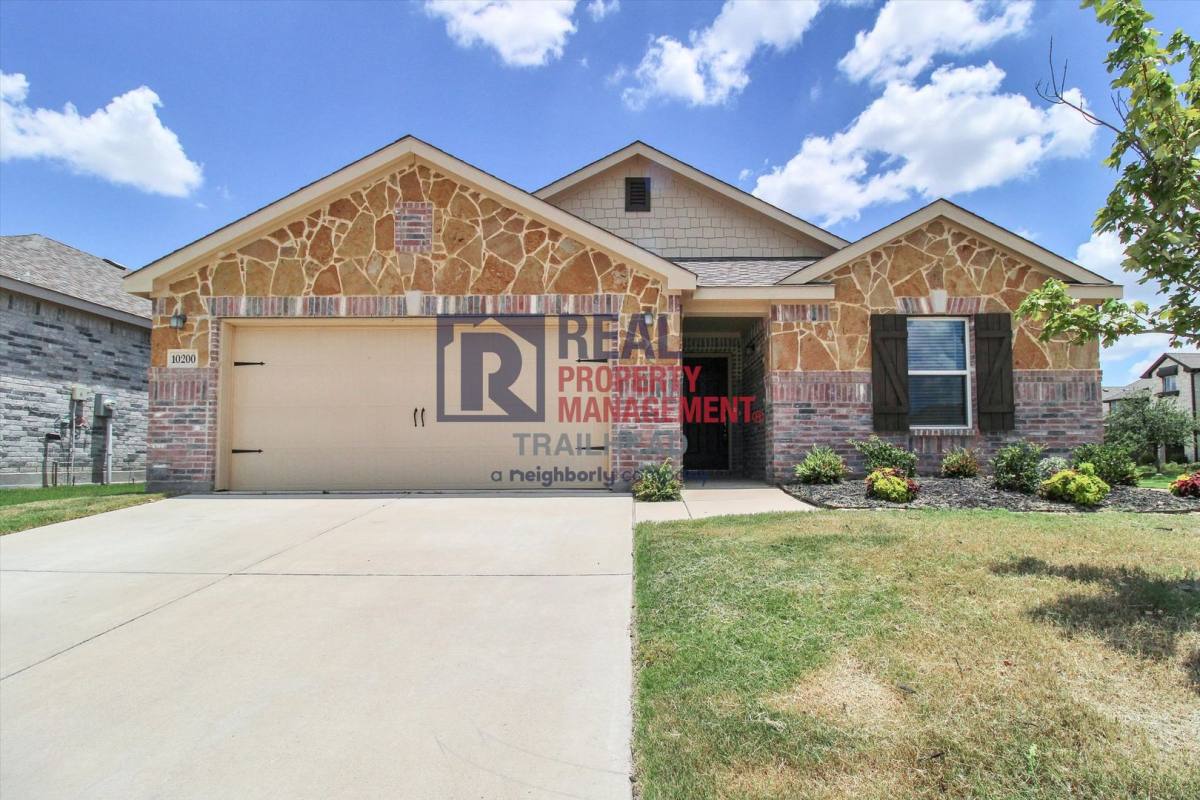 House for rent at 10200 Fox Haven Court, Fort Worth, TX 76131