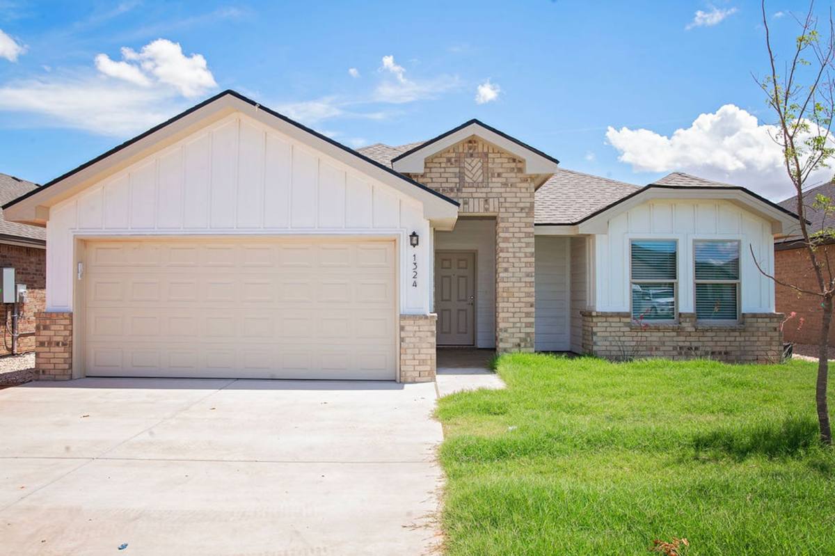 House for rent at 1324 Bajada St, Midland, TX 79705