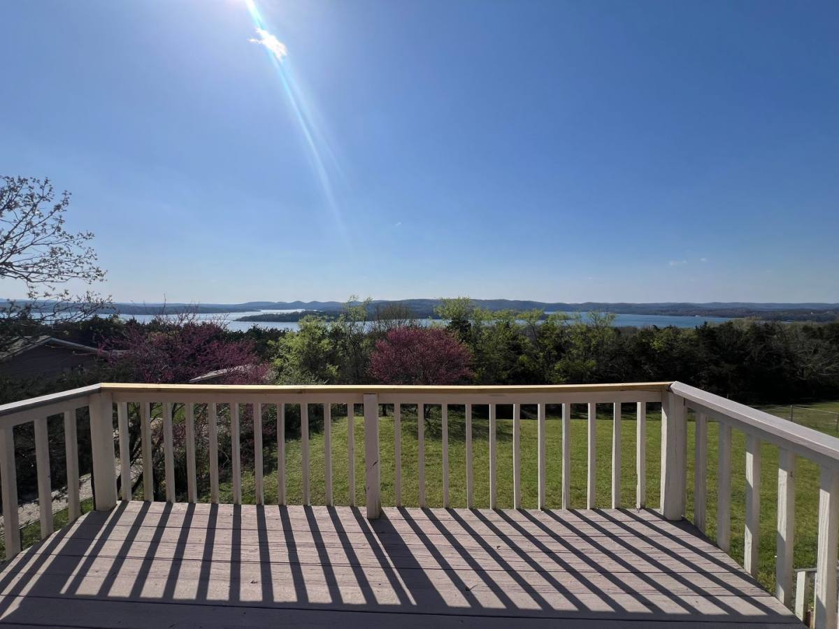 Apartment for rent at 3907 Joe Bald Rd, Kimberling City, MO 65686