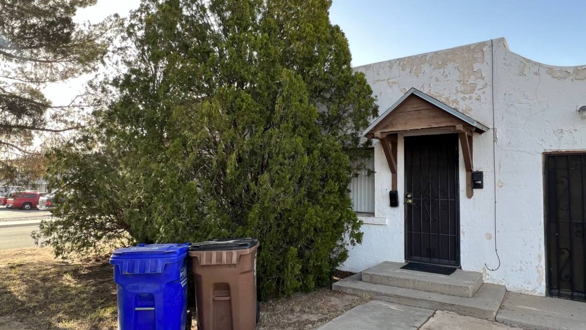 Apartment for rent at 1205 Monte Vista, Las Cruces, NM 88001