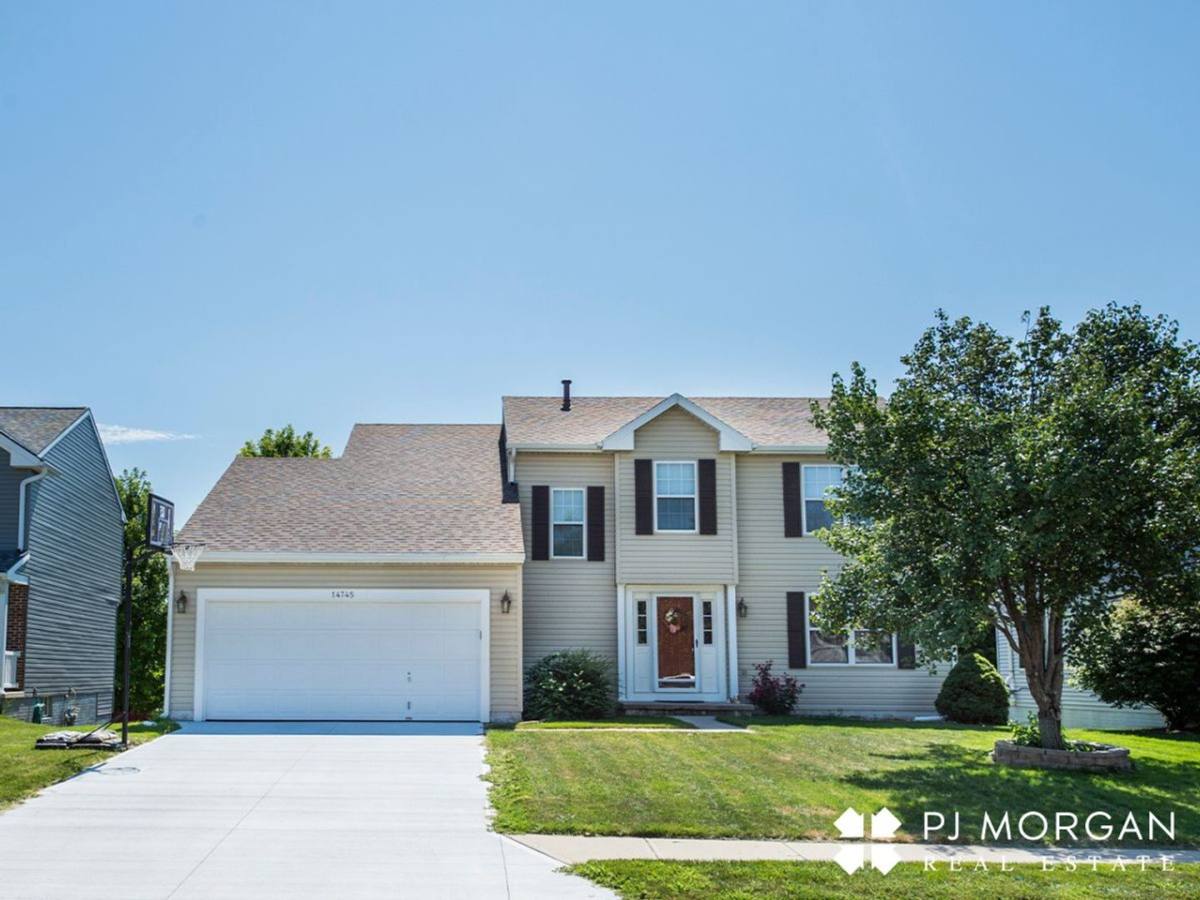 House for rent at 14745 Ruggles St, Omaha, NE 68116