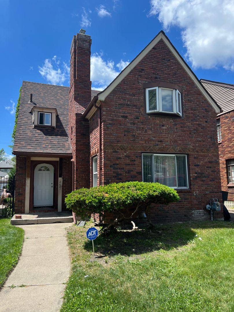 House for rent at 18681 Pennington, Detroit, MI 48221