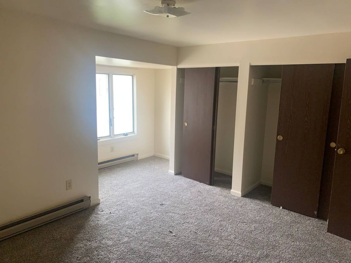 Apartment for rent at 421 Davision Rd, Lockport, NY 14094
