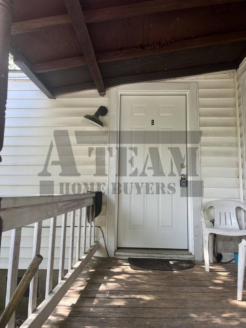 Apartment for rent at 427 W Scott, Athens, TX 75751