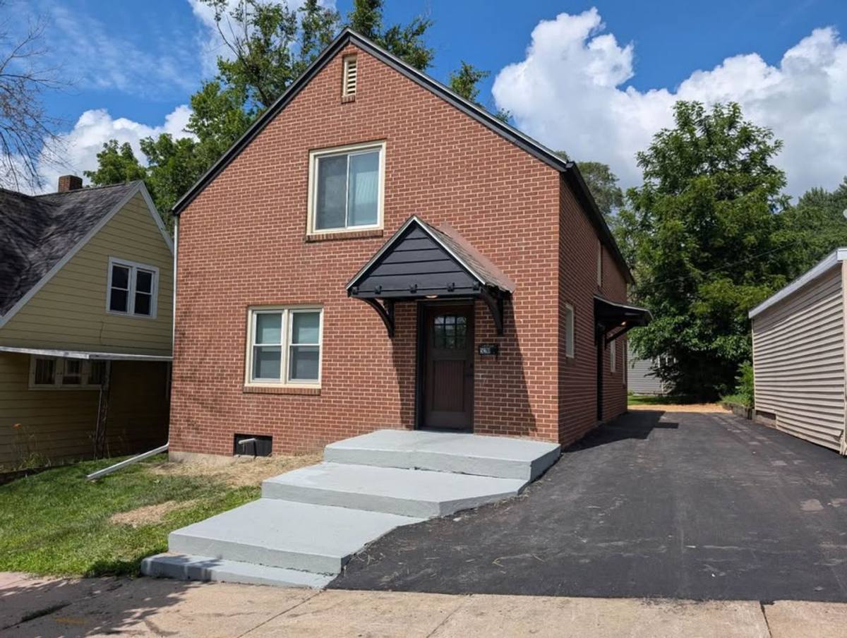 House for rent at 520 E Thompson St, Mankato, MN 56001
