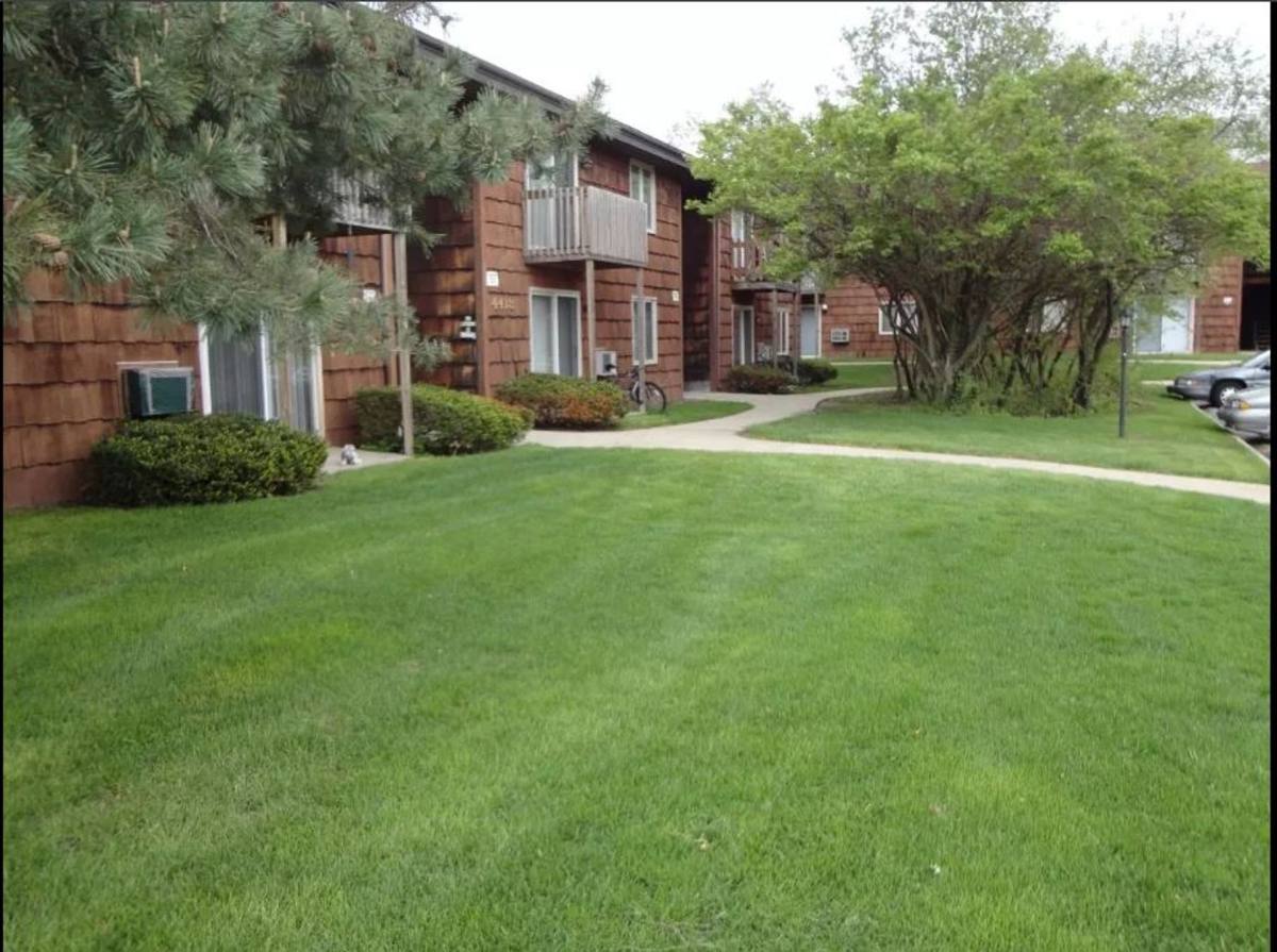 Apartment for rent at 4424 Eastridge Dr, Rockford, IL 61107