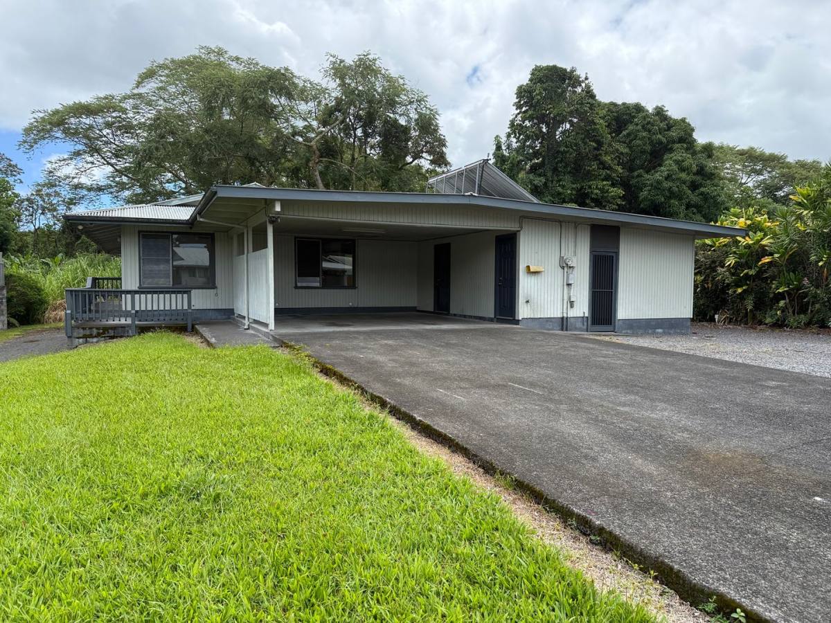 House for rent at 988 Komomala Dr, Hilo, HI 96720