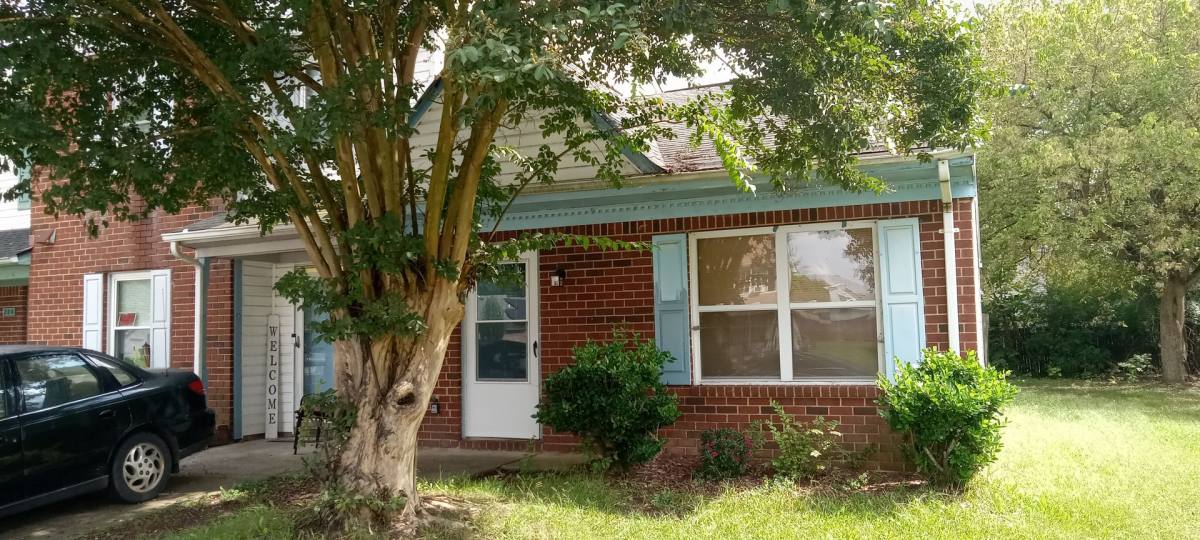 House for rent at 196 Greenfield Crescent, Suffolk, VA 23434