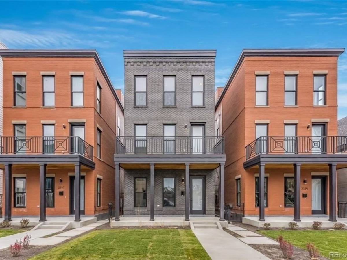 Townhouse for rent at 2321 Stout St, Denver, CO 80205