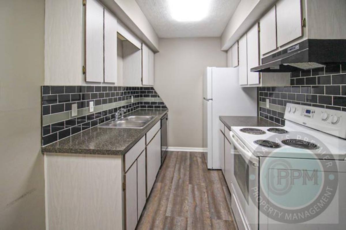 Apartment for rent at 2903 N 76th St, Omaha, NE 68134