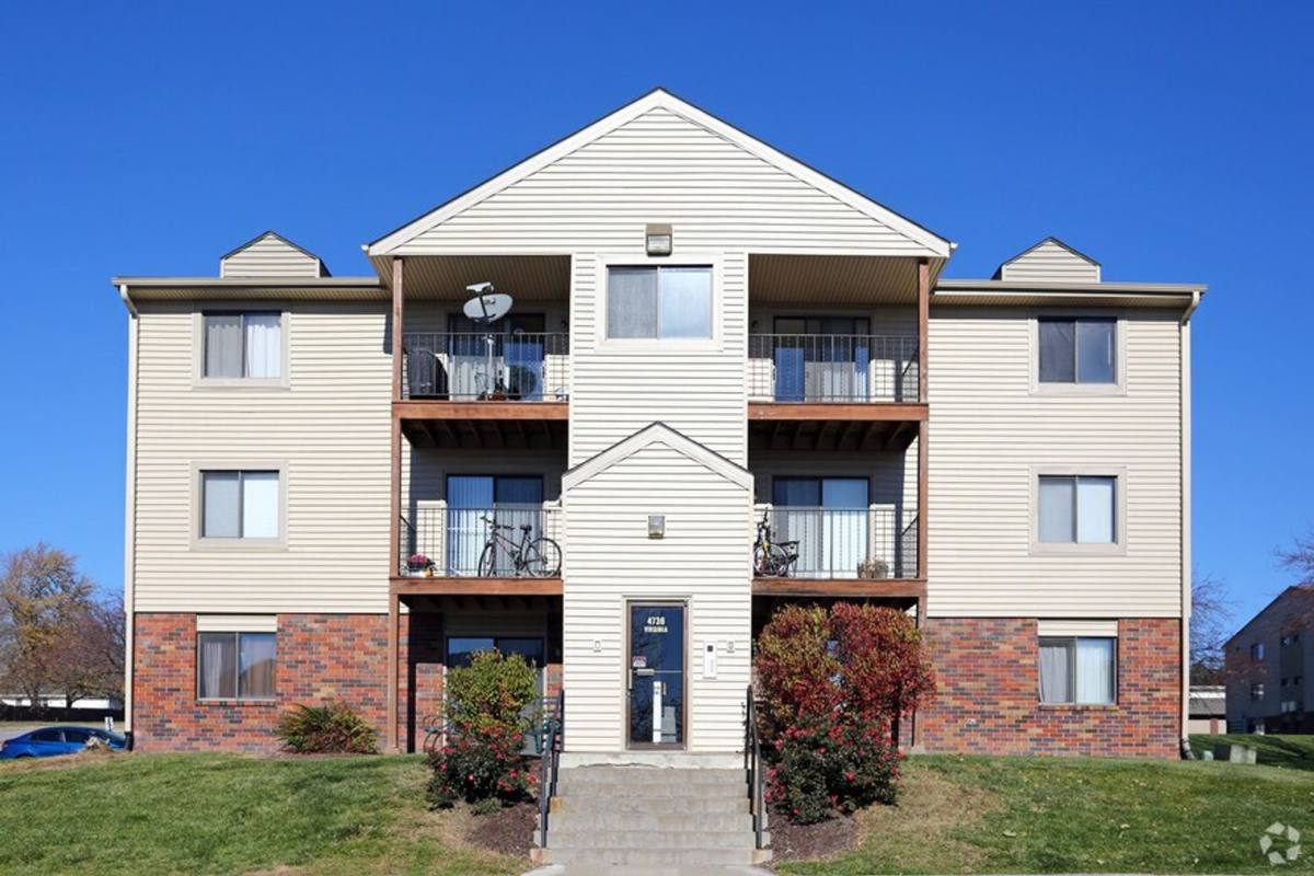 Apartment for rent at 4732 Virginia St, Omaha, NE 68157