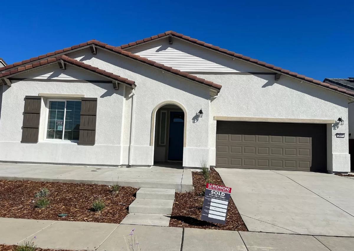 House for rent at 2037 Fowler Way, Woodland, CA 95776