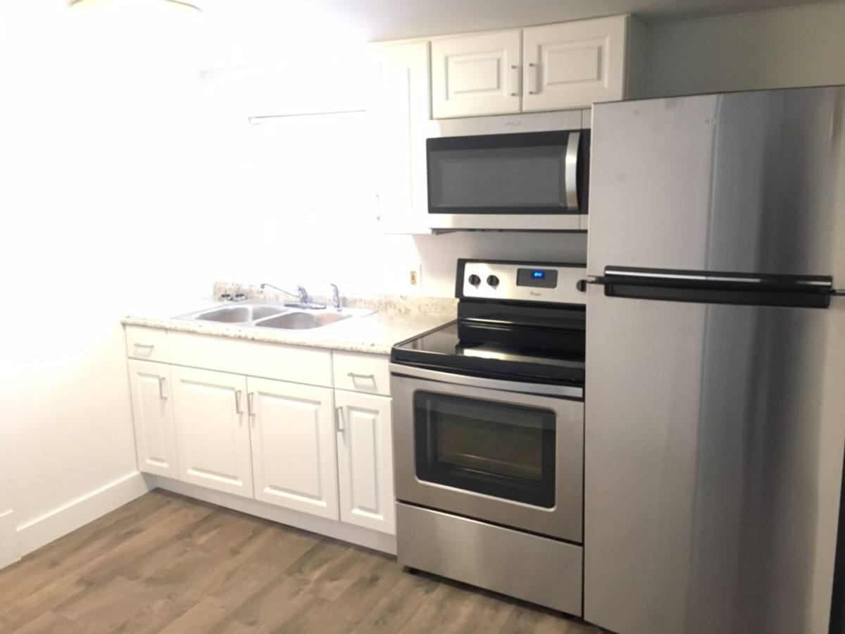 Apartment for rent at 28 Weston St, Augusta, ME 04330