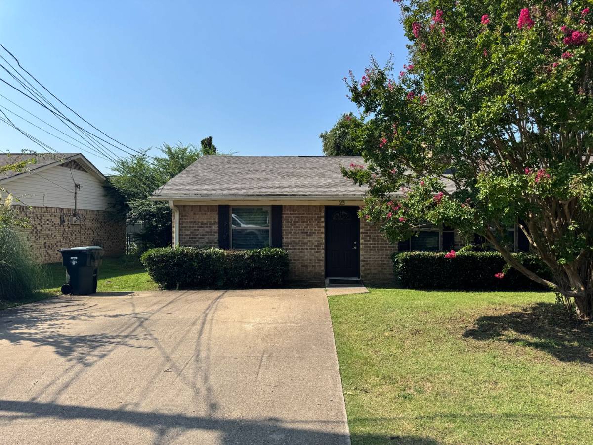 House for rent at 8414 Cambridge Rd, Tyler, TX 75703