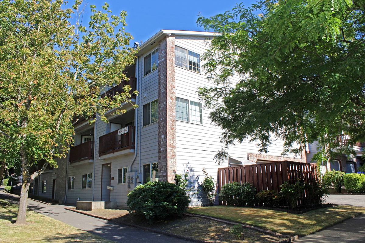 Apartment for rent at 4604-4650 NE Hancock St, Portland, OR 97213
