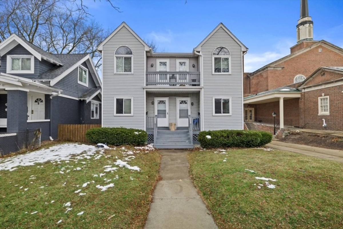 Apartment for rent at 3059-61 N Downer Ave, Milwaukee, WI 53211