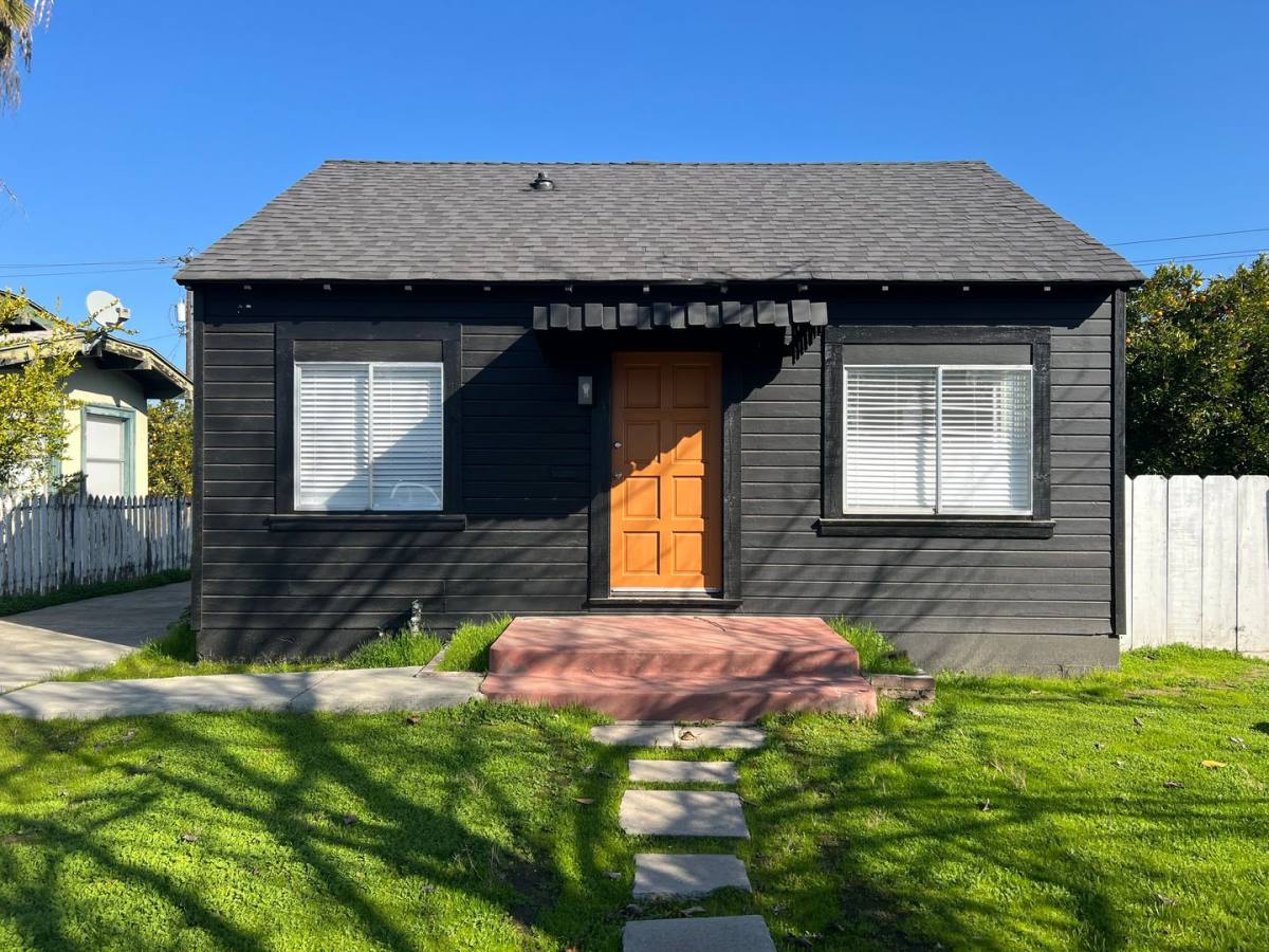 House for rent at 523 S G St, Madera, CA 93637
