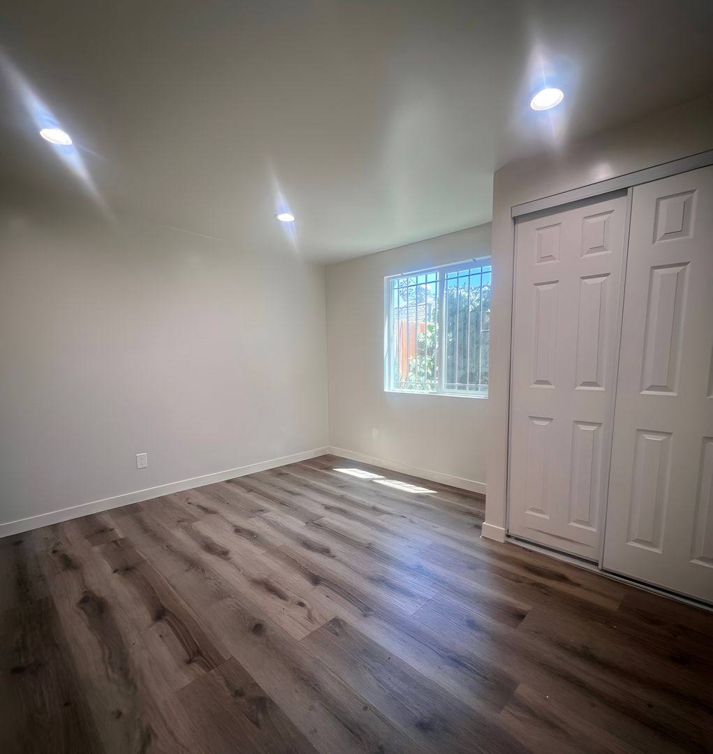 Apartment for rent at 3630 W 60th St, Los Angeles, CA 90043