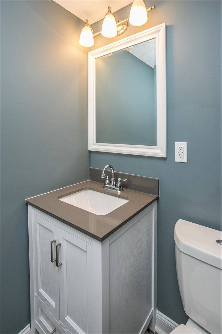 Apartment for rent at 21930-74 Sheldon Rd, Brookpark, OH 44142
