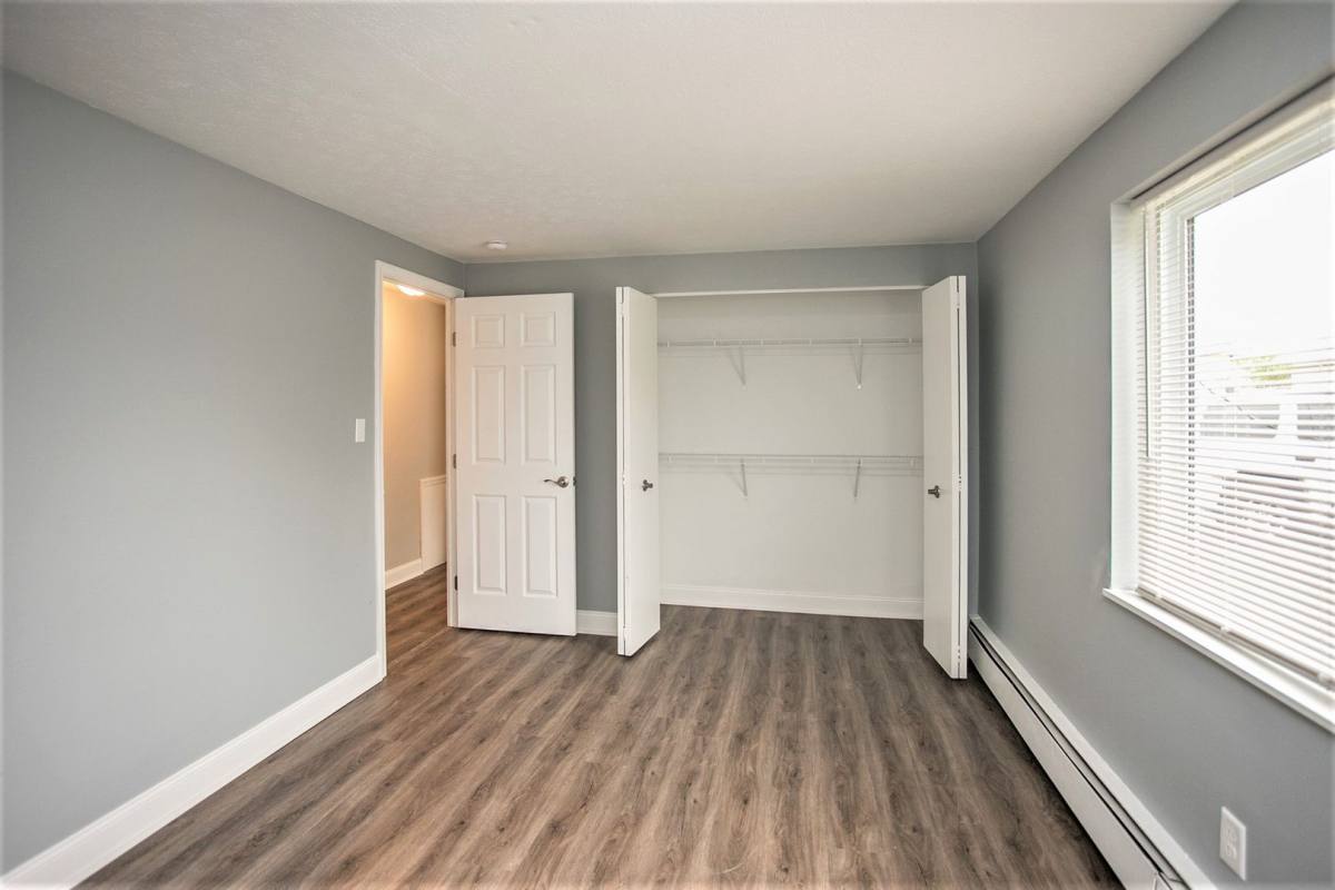 Apartment for rent at 21930-74 Sheldon Rd, Brookpark, OH 44142