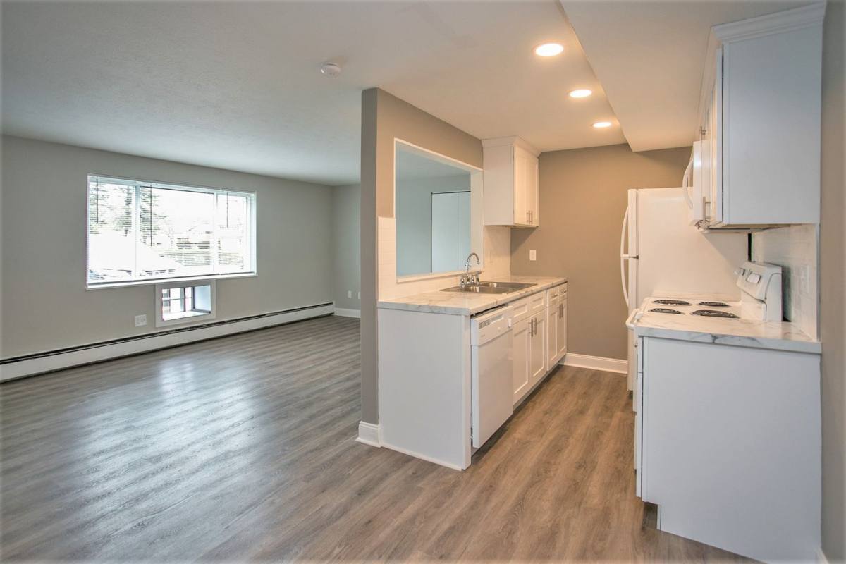 Apartment for rent at 21930-74 Sheldon Rd, Brookpark, OH 44142