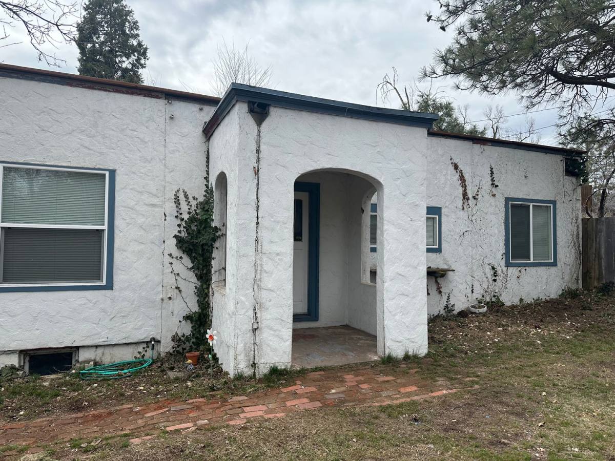 Apartment for rent at 925 California, Klamath Falls, OR 97601