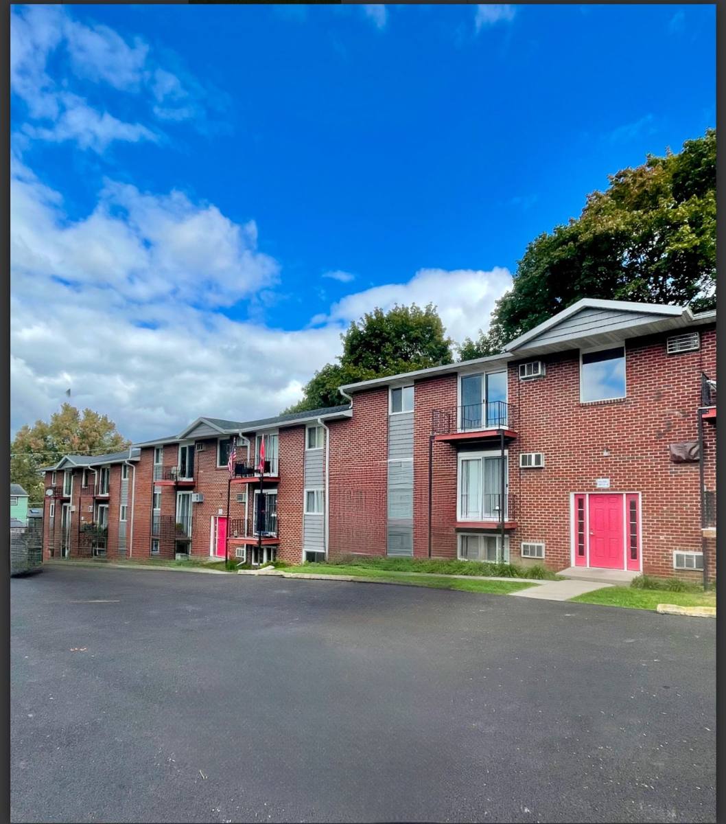 Apartment for rent at 4460 Milton Ave, Camillus, NY 13031
