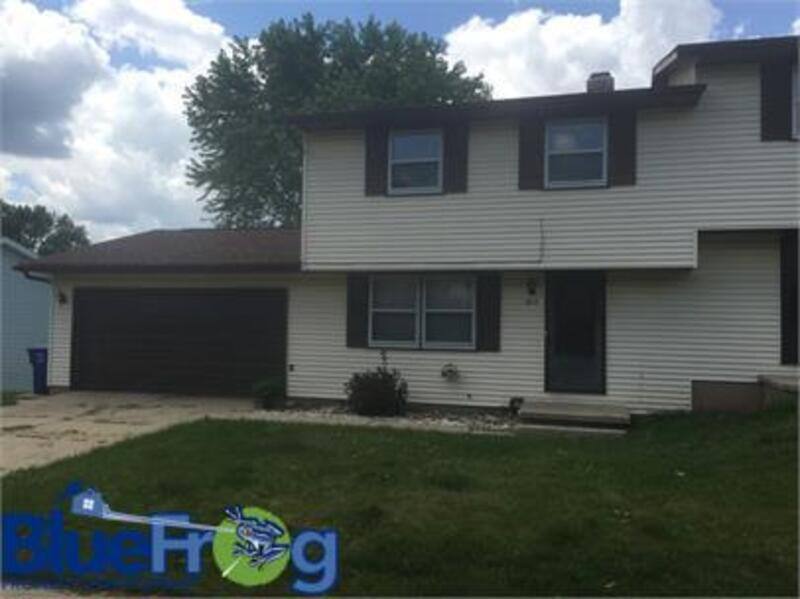Apartment for rent at 802 Edgewood Dr, Green Bay, WI 54311