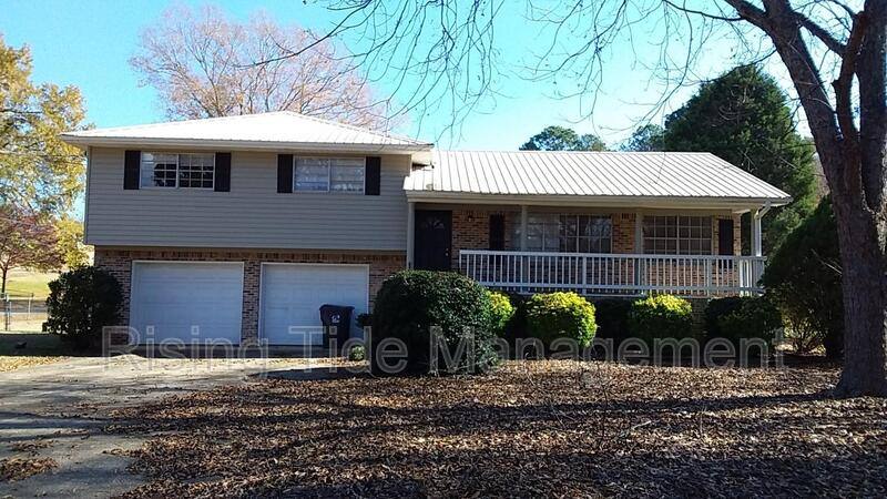 House for rent at 1901 Potter Rd, Bessemer, AL 35020