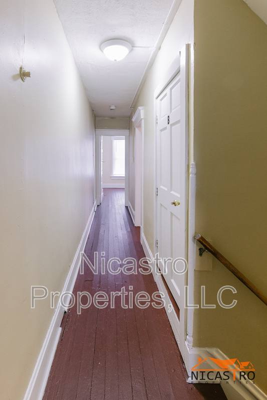 Apartment for rent at 138 E 11th Ave, Columbus, OH 43201
