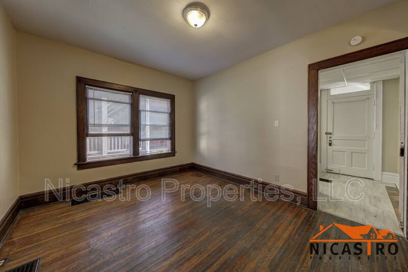 Apartment for rent at 1640 Indianola Ave, Columbus, OH 43201