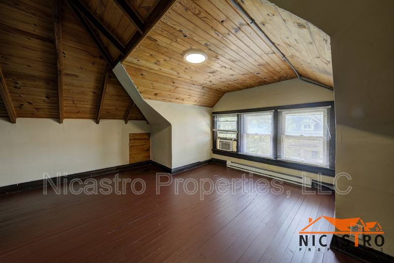 House for rent at 184 E Frambes Ave, Columbus, OH 43201