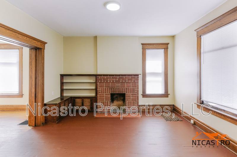 House for rent at 2064 Indianola Ave, Columbus, OH 43201
