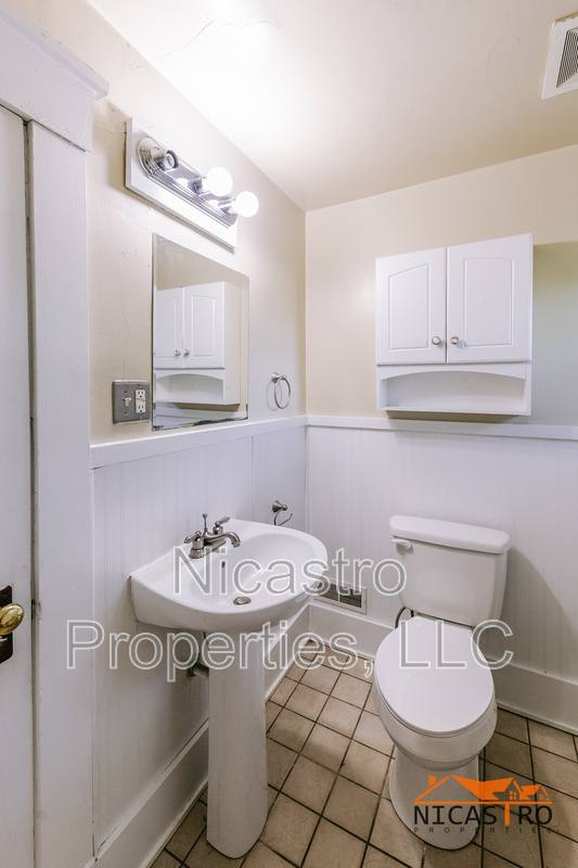 House for rent at 2097 Summit St, Columbus, OH 43201