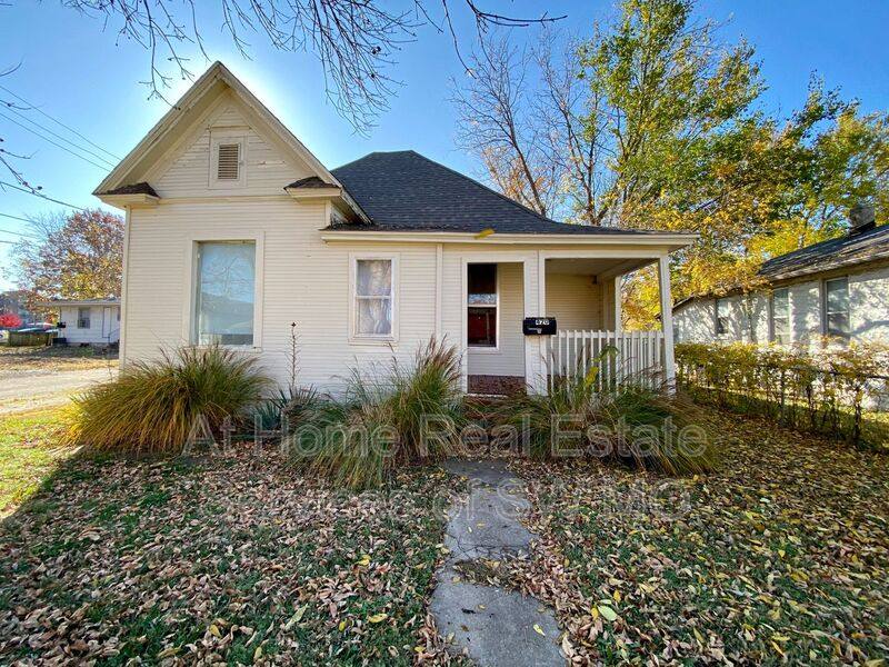 House for rent at 420 E Madison, Springfield, MO 65806