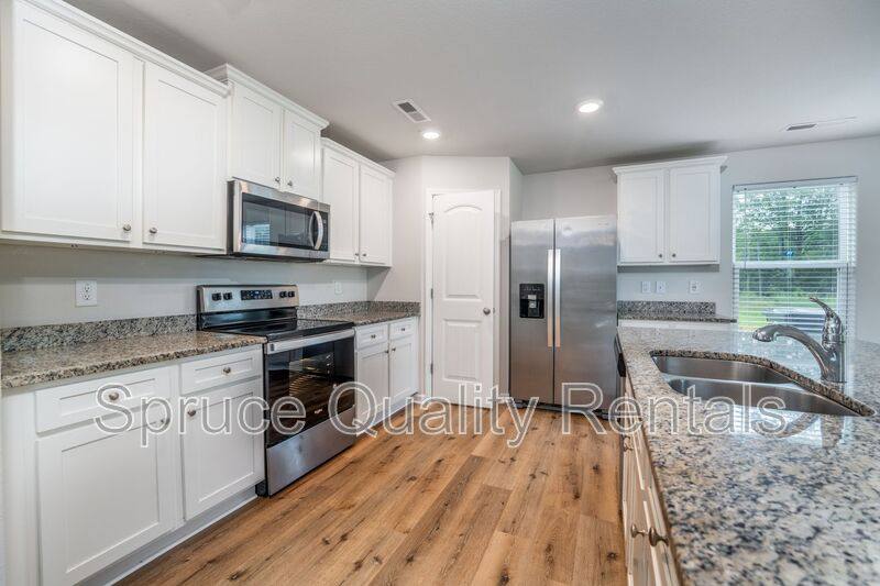 House for rent at 1 Hazelburn Court, Greensboro, NC 27405