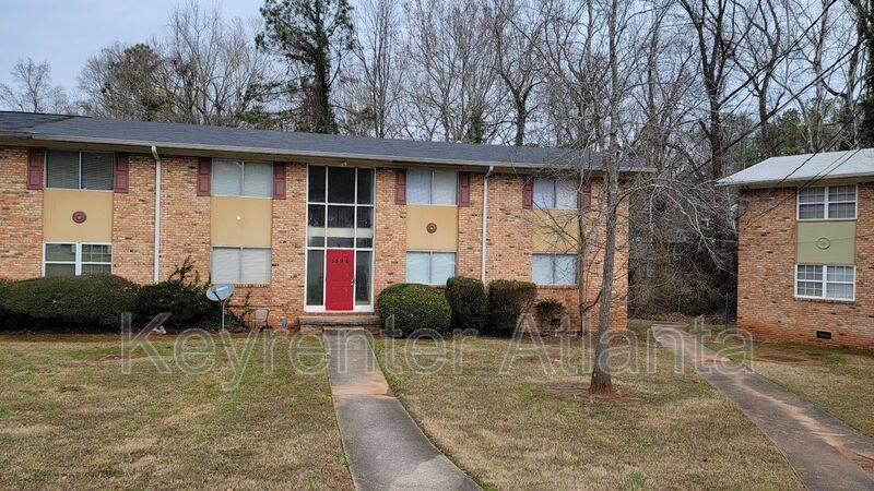 Apartment for rent at 1596 Line Circle #3, Decatur, GA 30032