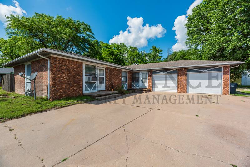 Apartment for rent at 1318 Peach Ave, Haysville, KS 67060