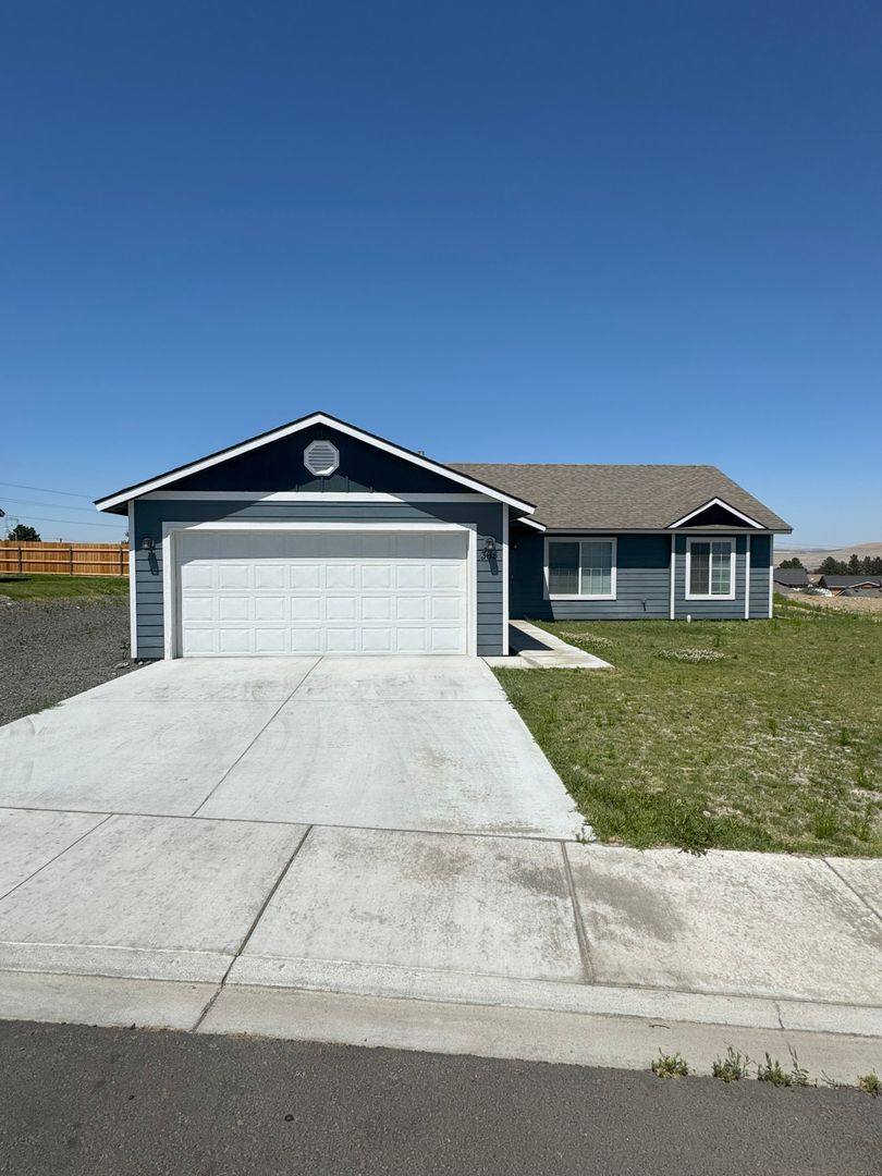 House for rent at 363 Cardinal Place, Umatilla, OR 97882