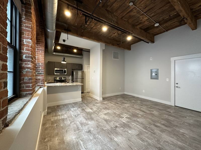 Apartment for rent at 128 Chandler St #104, Worcester, MA 01609